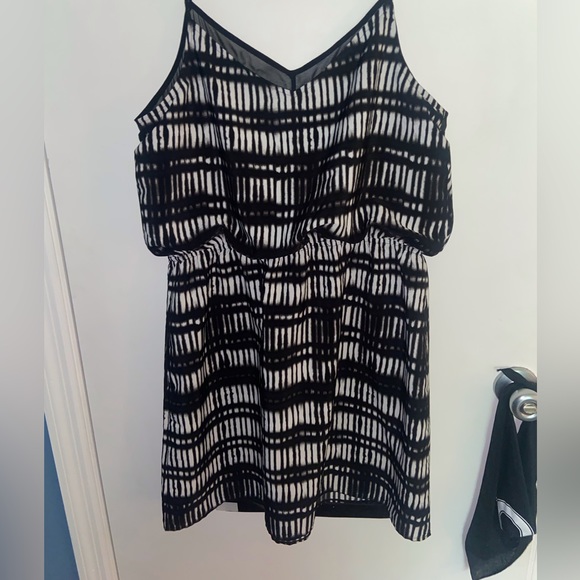 Express dress - Picture 5 of 5